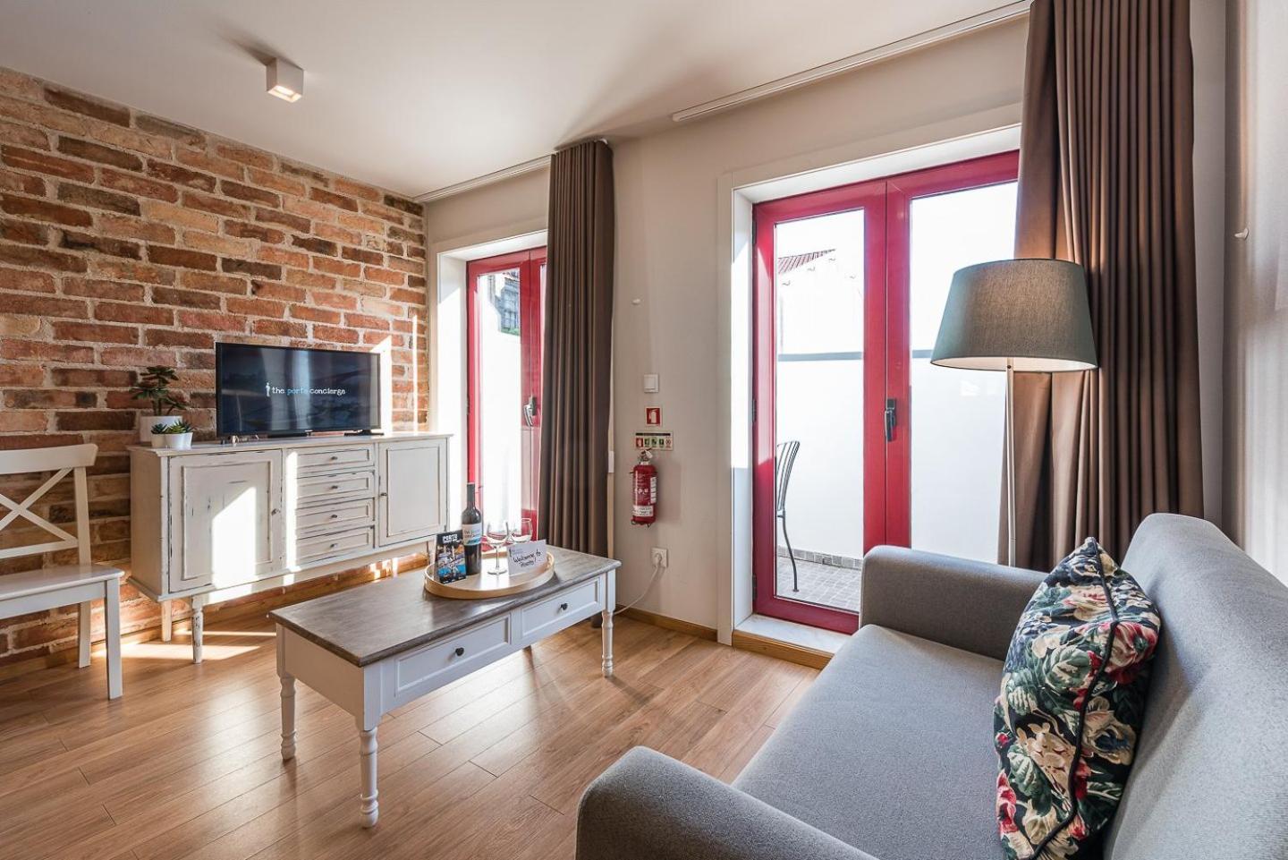 Guestready - Crayon Walls Apts Porto Dış mekan fotoğraf
